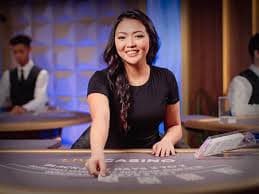 Tampilan mode putaran gratis Mega Moolah dengan pengganda aktif